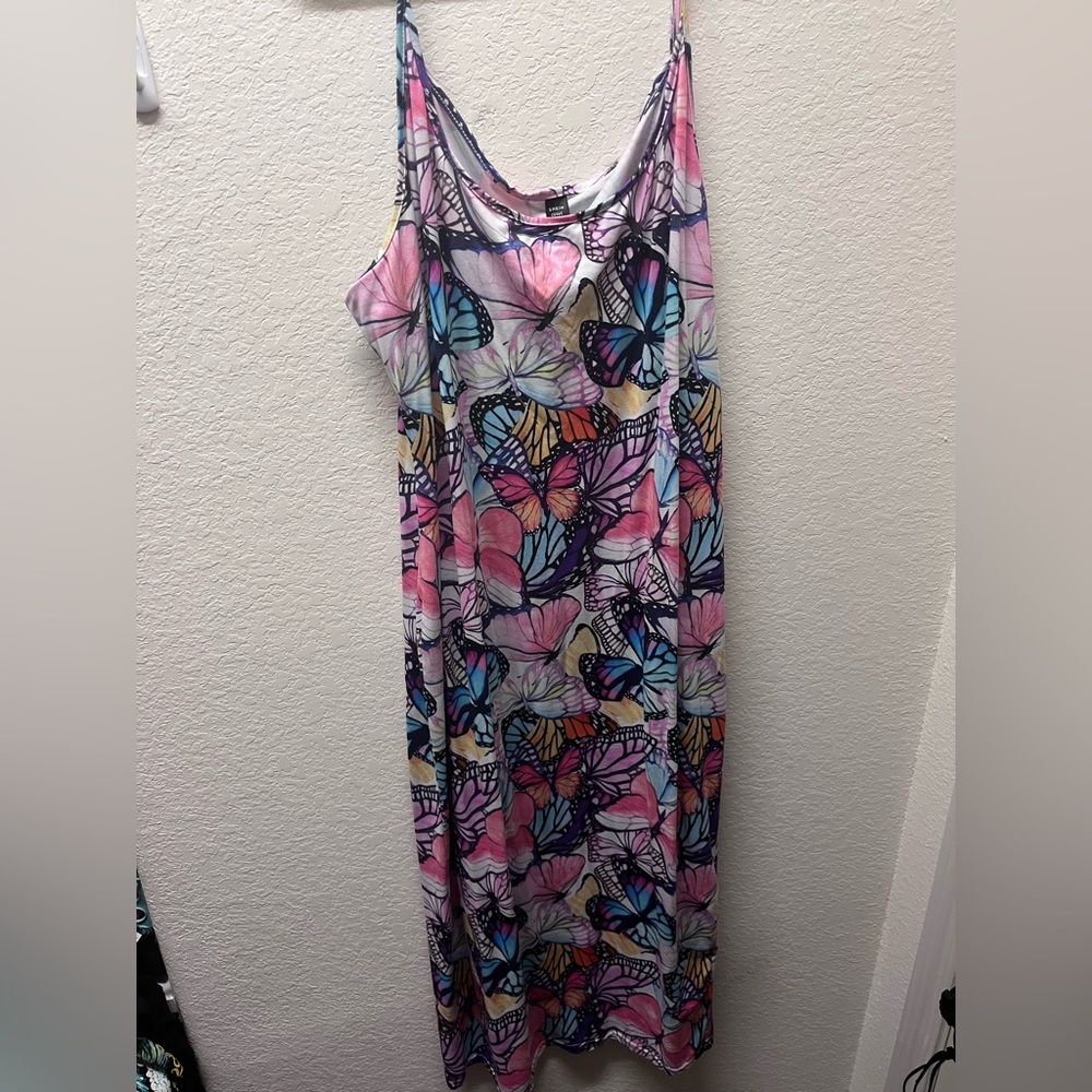 SHEIN BUTTERFLY MAXI DRESS